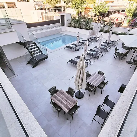 Ponent Aparthotel